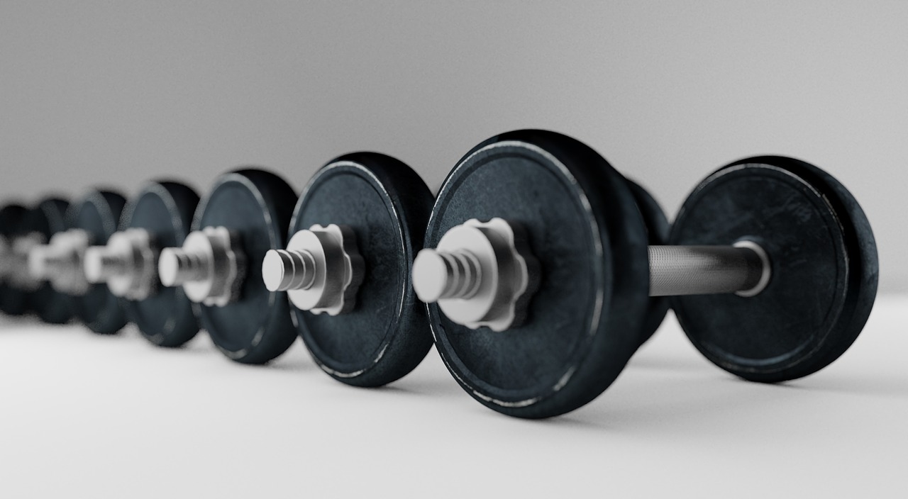 Neden Evdeki Spor Ekipmanlarımız Sürekli 'Görünmez Bir Yük' Haline Geliyor? Arkasındaki Gizli Zihinsel Sebepler